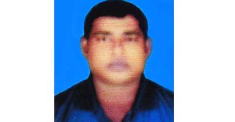 মামলা করে গ্রামছাড়া পরিবার