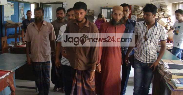 ঝিনাইদহে জামায়াতের তিন রোকনসহ গ্রেফতার ৫