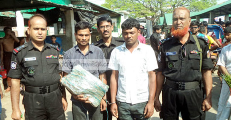 ঝিনাইদহে গাঁজাসহ দুই মাদক ব্যবসায়ী আটক