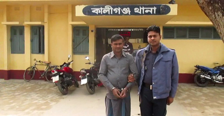 ঝিনাইদহে মুক্তিযোদ্ধাকে মারধরের ঘটনায় আরেকজন গ্রেফতার