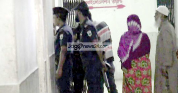 পাঁচবিবিতে ‘বন্দুকযুদ্ধে’ দুই ডাকাত গুলিবিদ্ধ