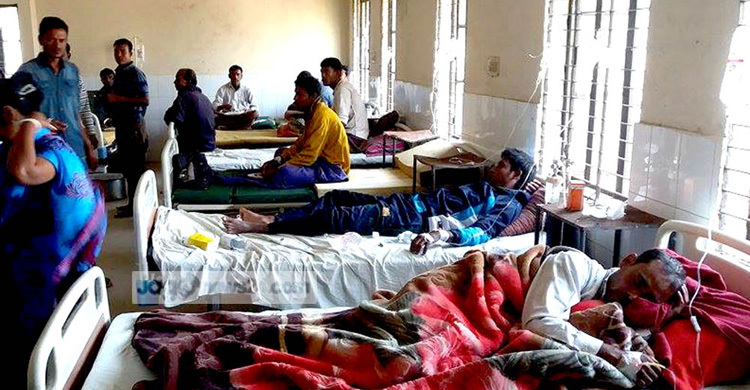 কাশিয়ানীতে খাবার খেয়ে ৩০ শ্রমিক অসুস্থ