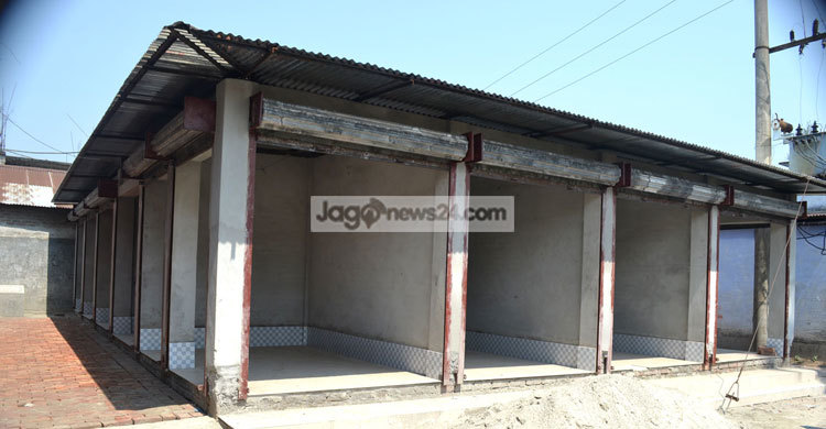 কুমারখালীতে নির্মিত হচ্ছে ‘নারী মার্কেট’