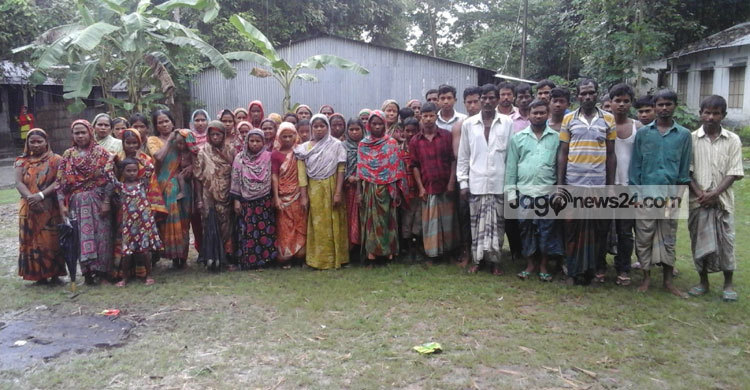 ফুলবাড়ীতে ২শ ভূমিহীন পরিবার ১০ টাকা কেজির চাল থেকে বঞ্চিত 