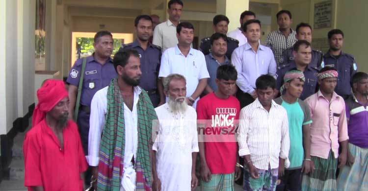 শিবচরে ইলিশ ধরায় ৯ জেলের দণ্ড