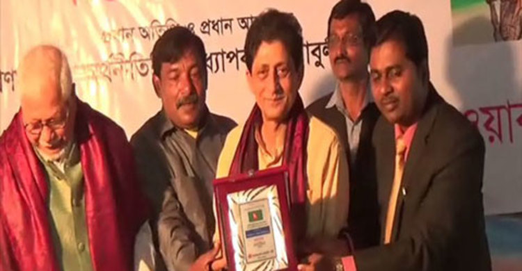 সরষের মধ্যেই ভূত : ড. আবুল বারকাত