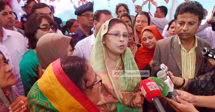 ১০ লাখ নারীকে ভিজিডি কার্ডের আওতায় এনেছে সরকার