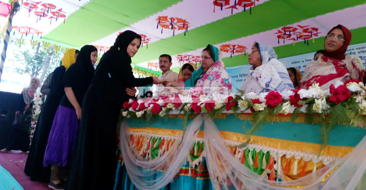 দেশে নারীর ক্ষমতায়ন আজ বিস্ময় : চুমকি