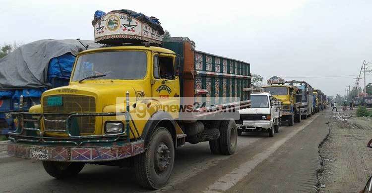 ৫ মিনিটের রাস্তা এক ঘণ্টা
