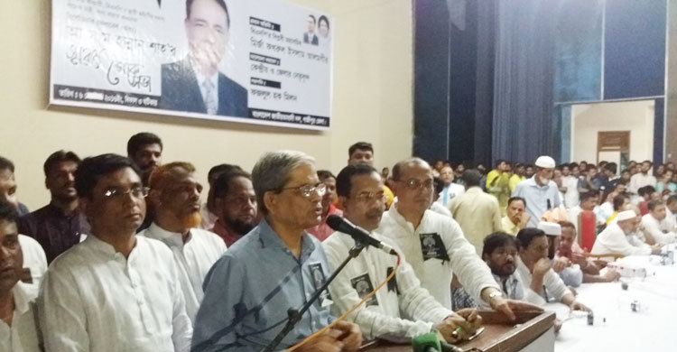 দেশকে রাজনীতিশূন্য করার চেষ্টা করছে আ.লীগ