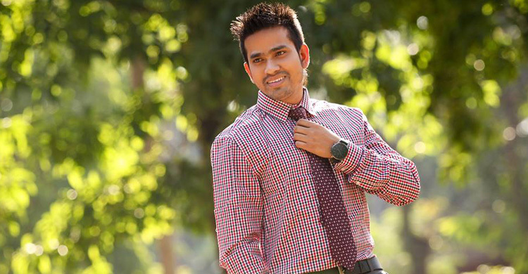 ছেলেদের ফ্যাশনে হাতঘড়ি