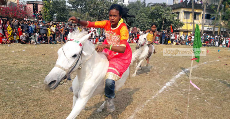 সবাইকে পেছনে ফেলে প্রথম হলো ঘোড়সওয়ারী তাসমিনা