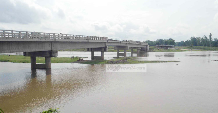 পাড়সোমবাড়ী খেয়াঘাটে পারাপার বন্ধ : জনদুর্ভোগ চরমে
