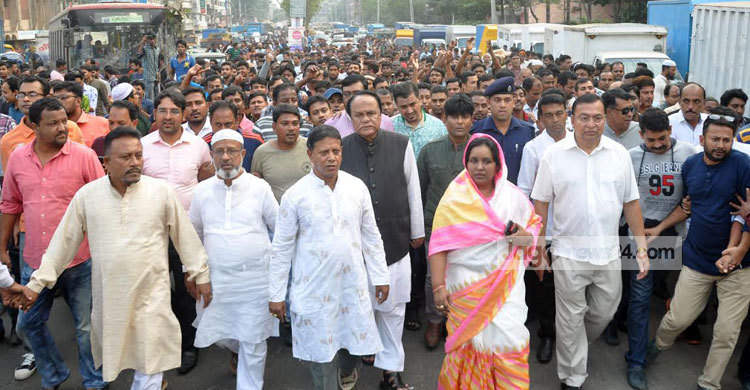 গাড়ি রেখে নগর ভবনে গেলেন আইভী