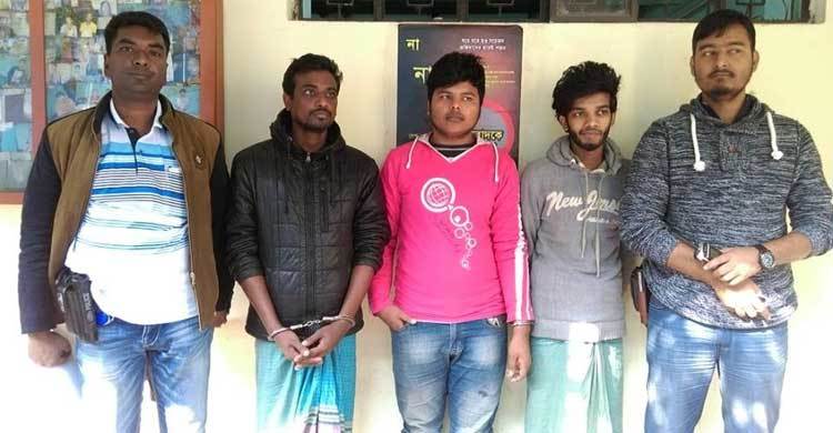 ডাকাতির প্রস্তুতিকালে চেয়ারম্যানের ভাগ্নেসহ আটক ৩