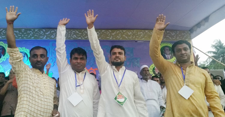 নরসিংদী স্বেচ্ছাসেবক লীগের সভাপতি মনিরুজ্জামান সম্পাদক রাসেল