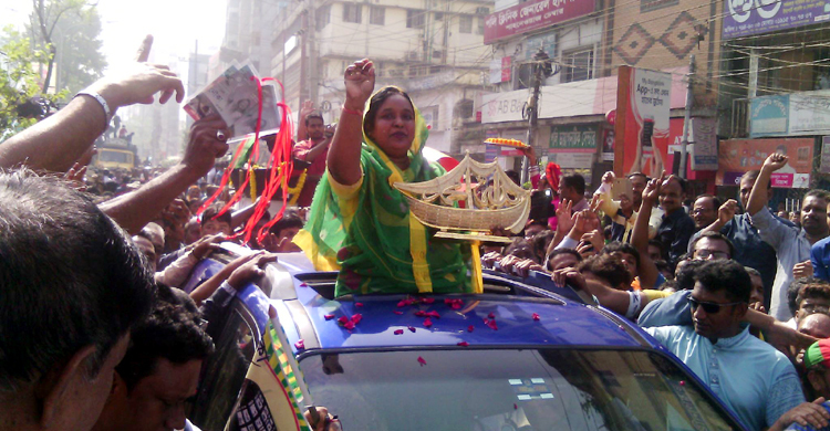 নৌকা আইভীর, সাখাওয়াতের ধানের শীষ