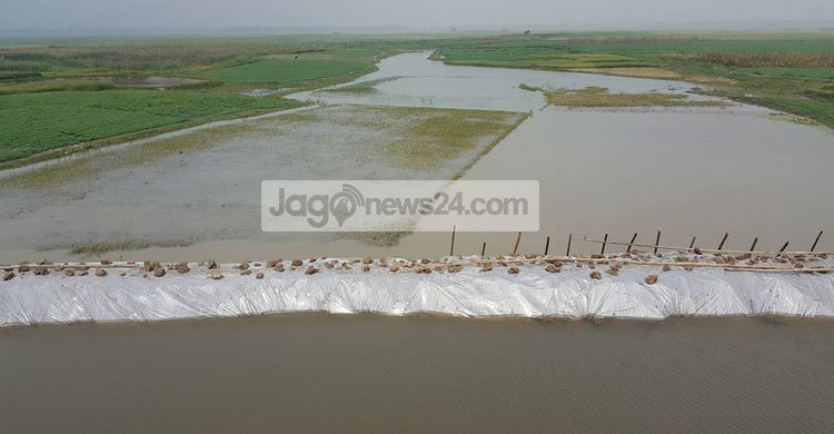 চলনবিল এলাকায় ছুটি বাতিল, ঋণের টাকা না তোলার নির্দেশ
