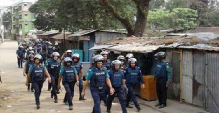 টঙ্গীতে ৫০০ পুলিশের অভিযান