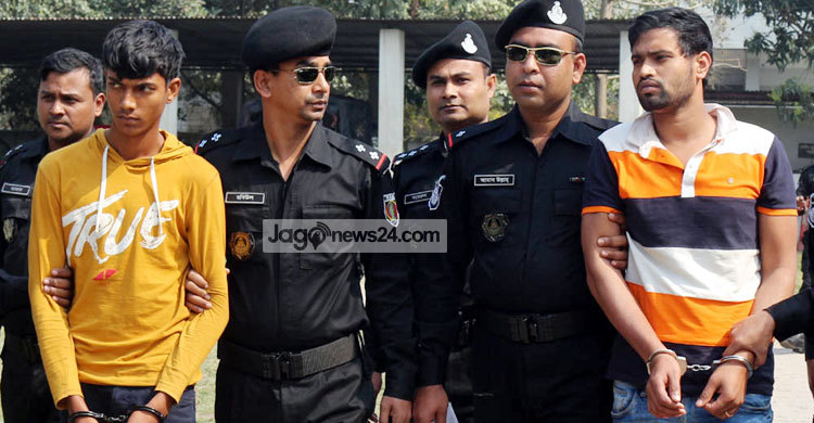 পাবনায় পুলিশকে গুলি : গ্রেফতার ২