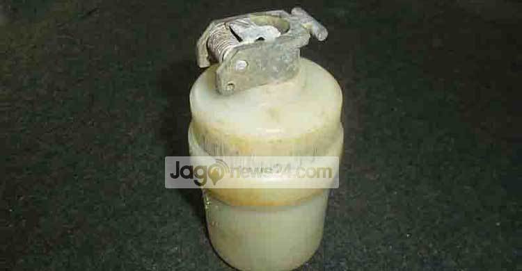 তেঁতুলিয়া সীমান্তে ভারতীয় গ্রেনেড উদ্ধার