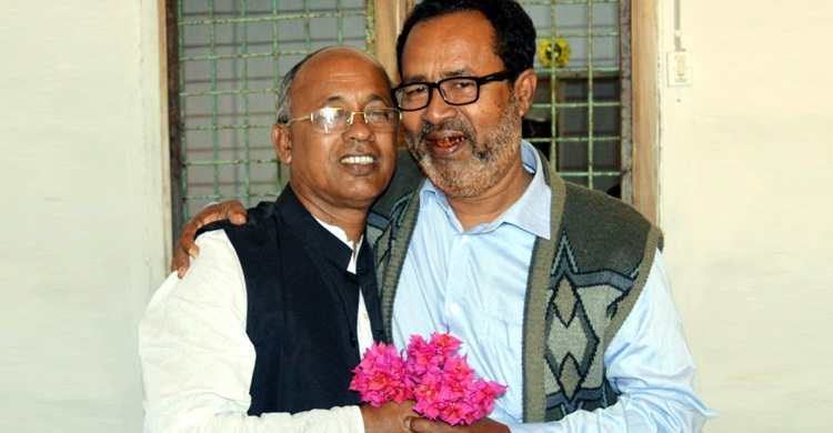 বিএনপির পরাজিত প্রার্থীর বাড়িতে আ.লীগের জয়ী প্রার্থী