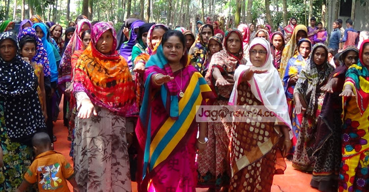 বাল্যবিয়ে প্রতিরোধে ১৩০ নারীর শপথ