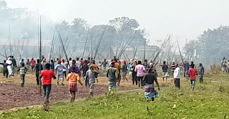 দুই গ্রুপের সংঘর্ষে টেঁটা বিদ্ধসহ আহত ৯ 
