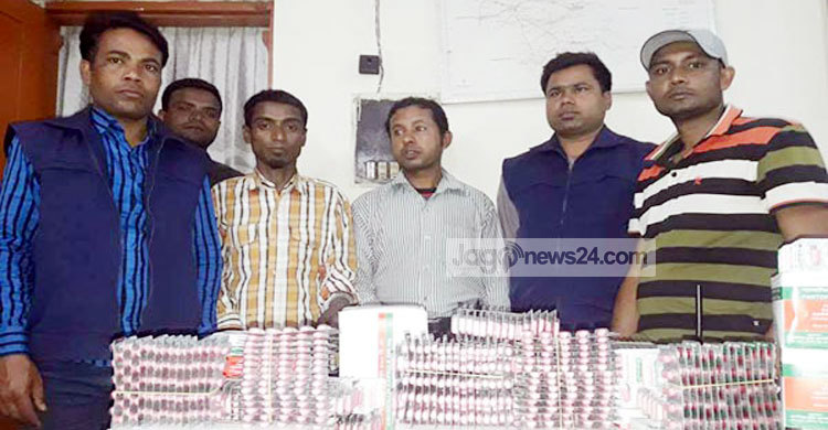 ওষুধ পাচারের অভিযোগে নেত্রকোনায় গ্রেফতার ২