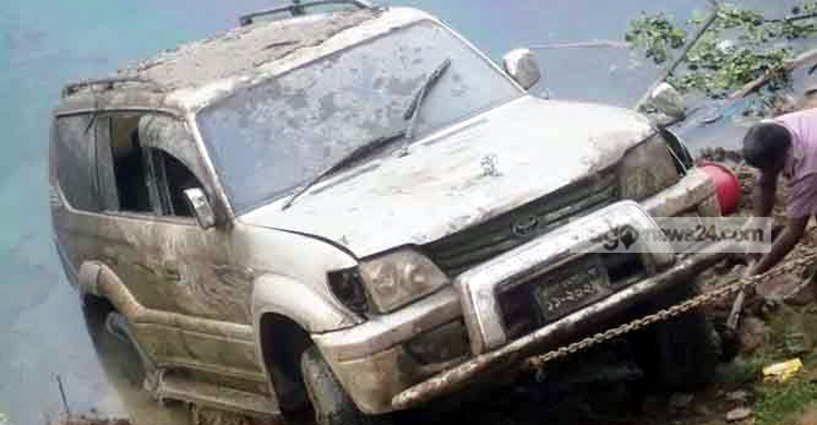 কাপাসিয়ায় উদ্ধার প্রাডো গাড়িটি অপহৃত জাপা নেতার