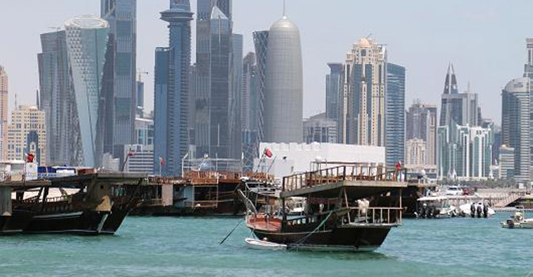 Saudi, Bahrain, UAE and Egypt cut links with Qatar