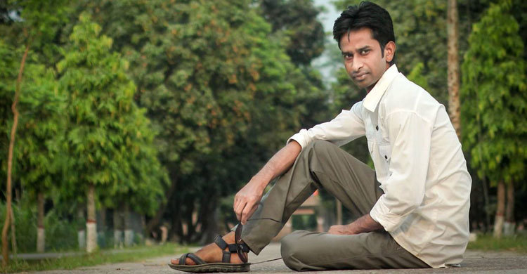 আসুন হাবিপ্রবির ছাত্র রাব্বীর পাশে দাঁড়াই