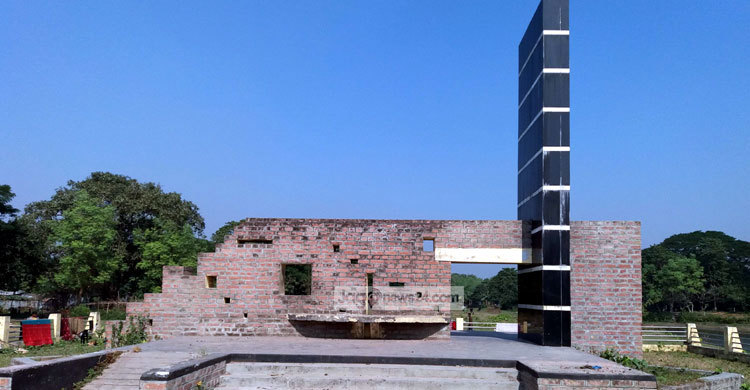 ডিসেম্বর এলেই পরিষ্কার