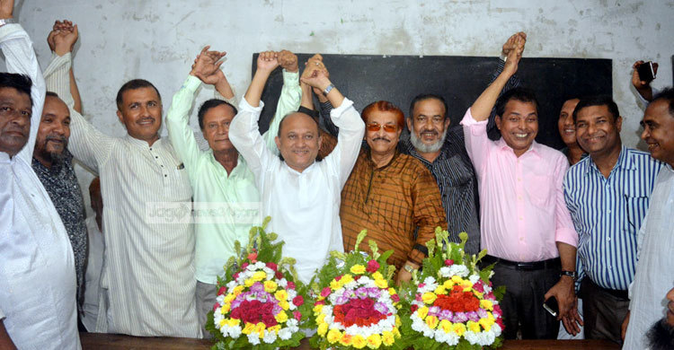 রামুতে বিএনপির শতাধিক নেতাকর্মীর আ.লীগে যোগদান