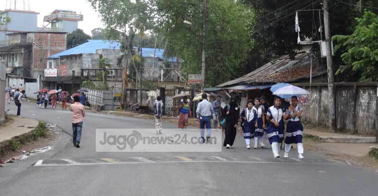 পার্বত্য ৩ জেলায় চলছে হরতাল