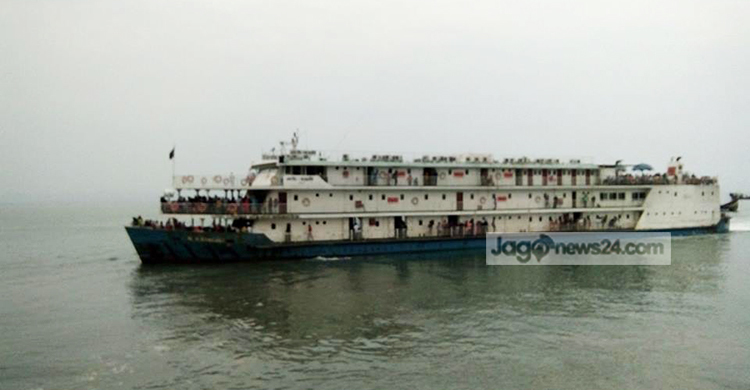 নিরাপদে ফিরলেন সেন্টমার্টিনে আটকাপড়া পর্যটকরা