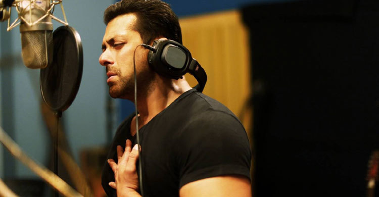 Salman Khan sings a song for a Marathi film!