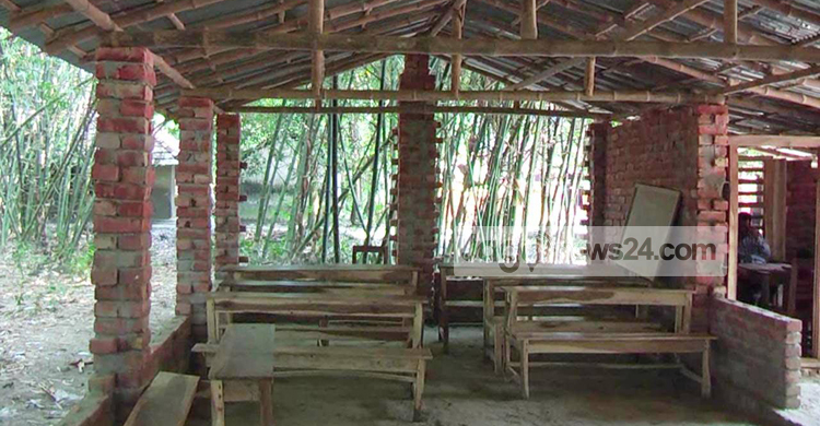 সাতক্ষীরার প্রাথমিক শিক্ষা প্রতিষ্ঠান জাতীয়করণে সীমাহীন দুর্নীতি