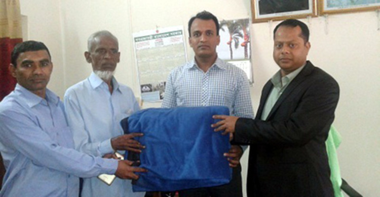 শীত শেষে সমাজসেবা অধিদফতরের কম্বল বিতরণ