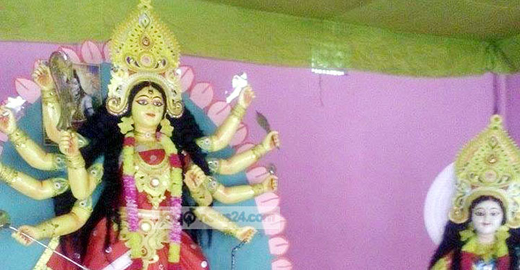 শেরপুরে দেবী বোধনের মধ্য দিয়ে শুরু বাসন্তী পূজা