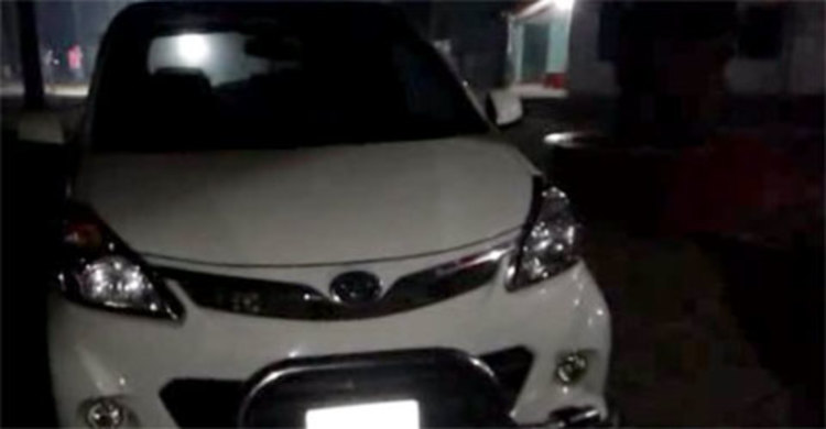 এবার শ্রীবরদীতে পরিত্যক্ত টয়োটা অ্যাভেঞ্জা গাড়ি উদ্ধার