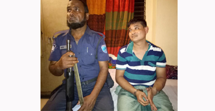 সিদ্ধিরগঞ্জে স্ত্রীর পোড়া মরদেহ : স্বামী আটক