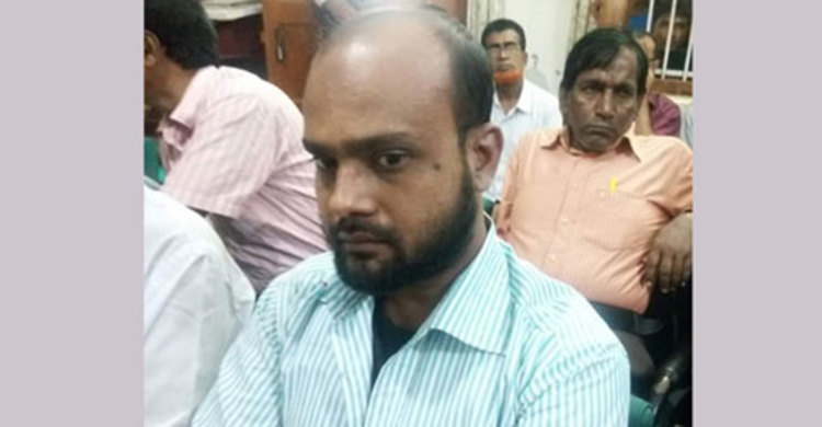 ফেসবুক প্রধানমন্ত্রীকে কটূক্তি করায় কলেজ শিক্ষক আটক