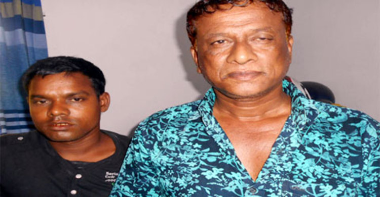 যাত্রীবাহী বাসে ফেনসিডিল : আটক ২