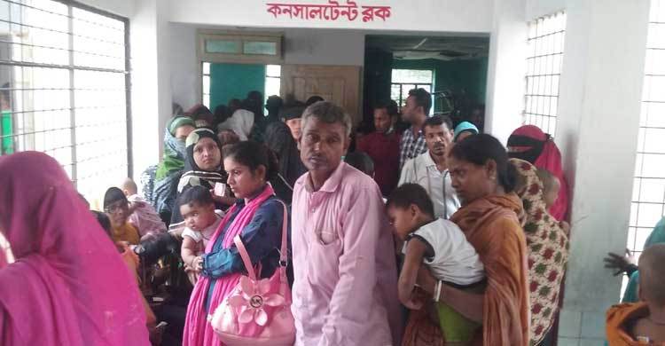 শরীয়তপুর সদর হাসপাতালে রোগীদের ভোগান্তি