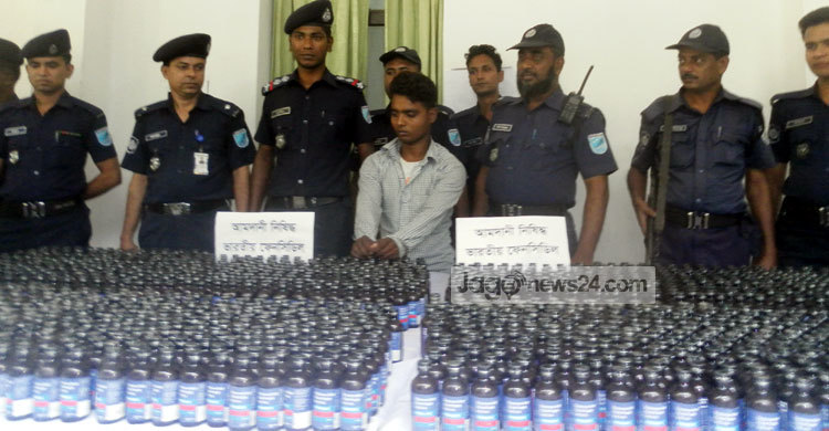 কালিহাতীতে ১৬৫০ বোতল ফেনসিডিলসহ আটক ১