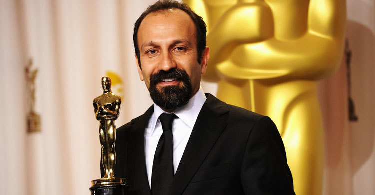 Iranian director Asghar Farhadi wins Oscar for ‘The Salesman’  