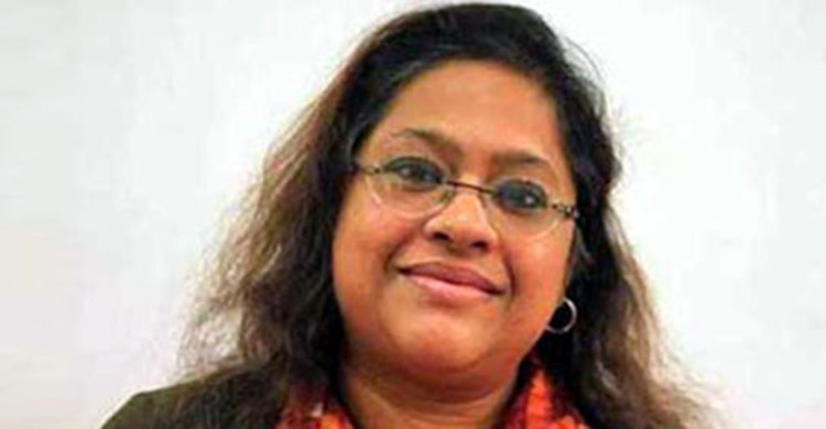 তুরিন আফরোজের গাড়িতে ধাক্কা : কিশোর আটক