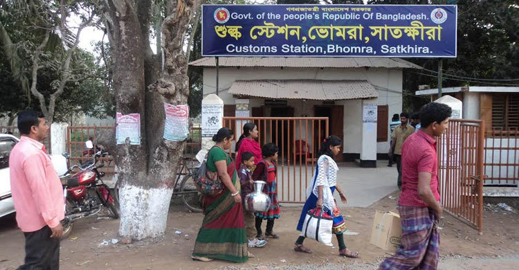 ৮ দিনের ছুটির কবলে পড়ছে ভোমরা স্থলবন্দর 