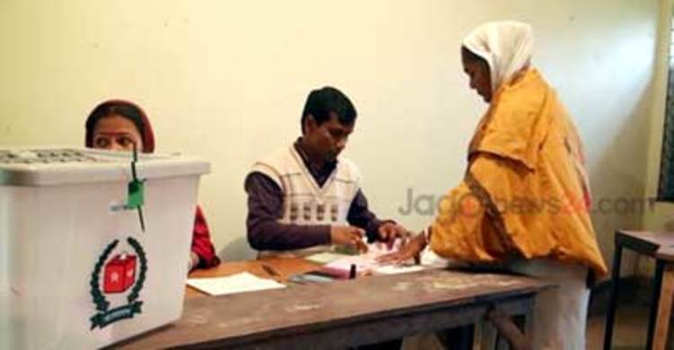 সখীপুরে চলছে ভোটগ্রহণ